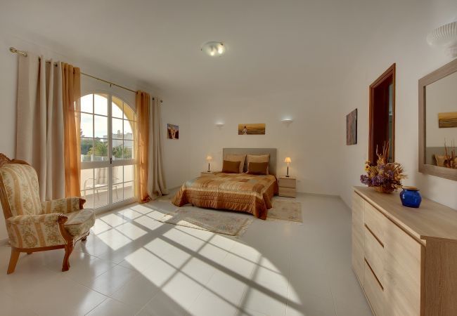 Villa em Albufeira - Villa Arines Villa em Albufeira - Villa Arines