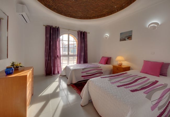 Villa em Albufeira - Villa Arines Villa em Albufeira - Villa Arines