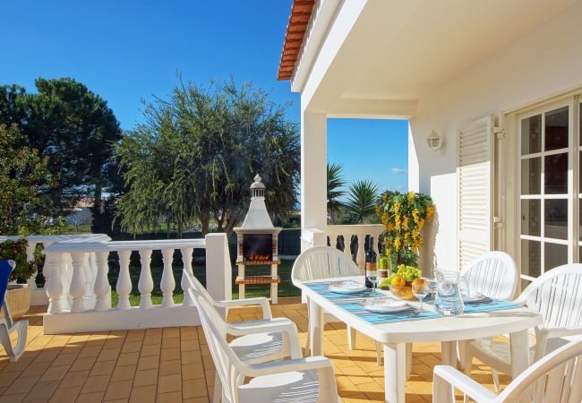 Villa em Albufeira - Villa Licinia Villa em Albufeira - Villa Licinia