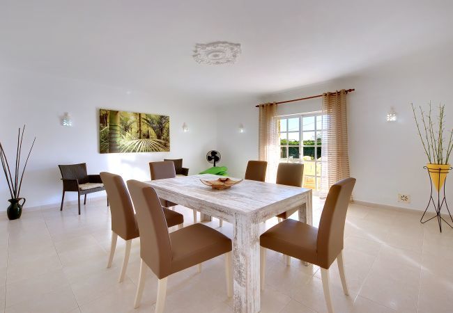 Villa em Albufeira - Villa Licinia Villa em Albufeira - Villa Licinia