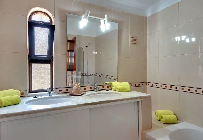 Villa em Albufeira - Villa Miramar Villa em Albufeira - Villa Miramar