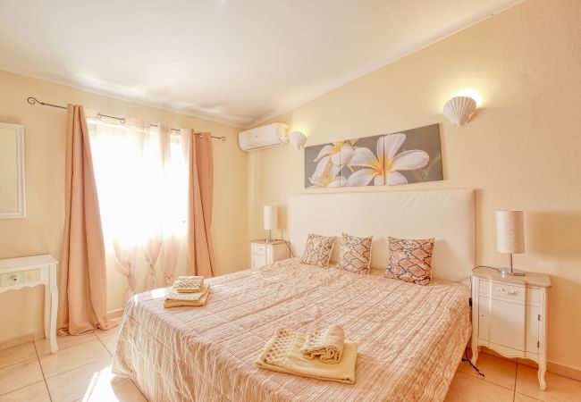 Villa em Albufeira - Villa Miramar Villa em Albufeira - Villa Miramar
