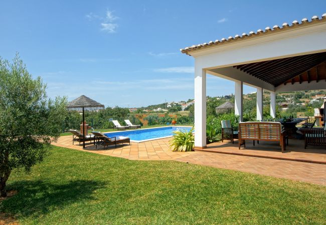 Villa em Albufeira - Villa Monte da Madrinha Villa em Albufeira - Villa Monte da Madrinha