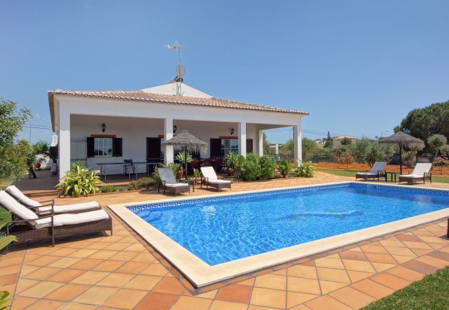 Villa em Albufeira - Villa Monte da Madrinha Villa em Albufeira - Villa Monte da Madrinha
