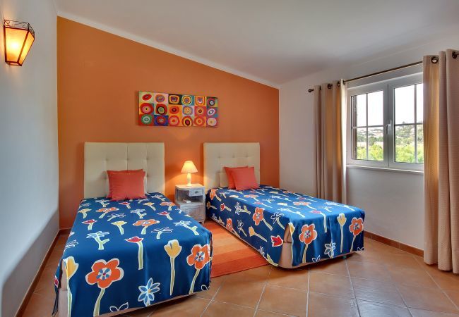 Villa em Albufeira - Villa Monte da Madrinha Villa em Albufeira - Villa Monte da Madrinha