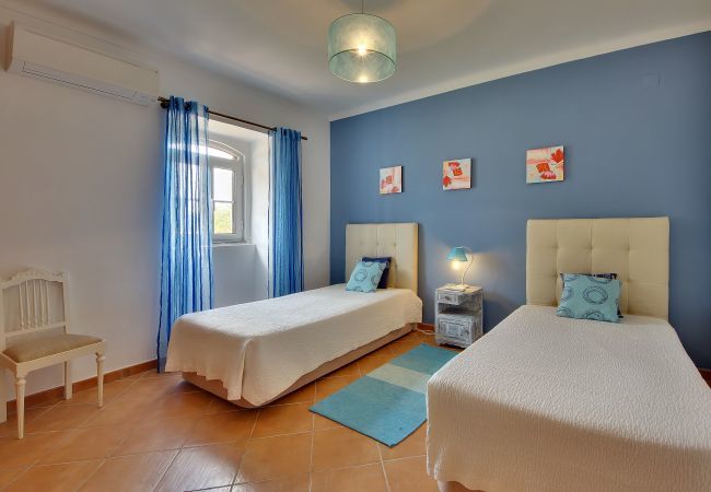 Villa em Albufeira - Villa Monte da Madrinha Villa em Albufeira - Villa Monte da Madrinha