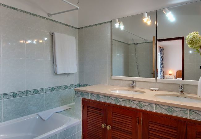 Villa em Albufeira - Villa Damara R19 Villa em Albufeira - Villa Damara R19