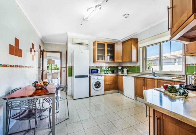 Villa em Albufeira - Villa Altair by Popular Villas Villa em Albufeira - Villa Altair by Popular Villas