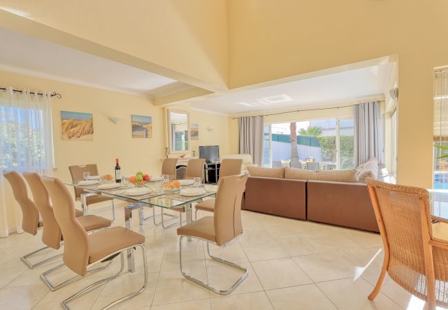 Villa em Albufeira - Villa Jeanic Villa em Albufeira - Villa Jeanic