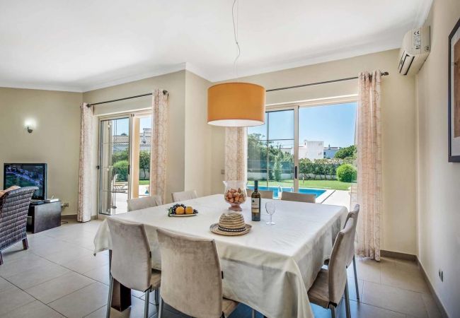 Villa em Albufeira - Villa Vega Villa em Albufeira - Villa Vega