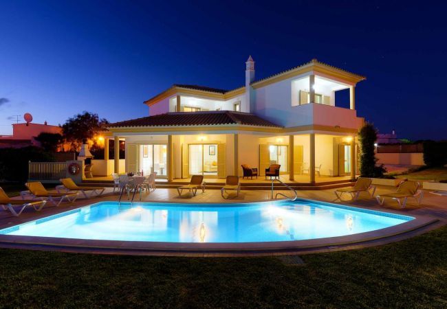 Villa em Albufeira - Villa Vega Villa em Albufeira - Villa Vega