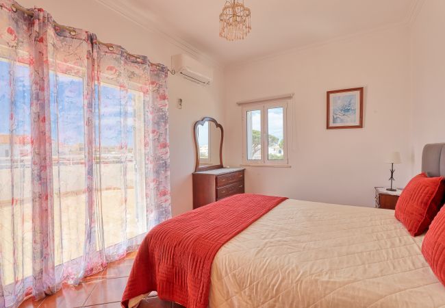 Villa em Albufeira - Villa Dois Pinheiros Villa em Albufeira - Villa Dois Pinheiros