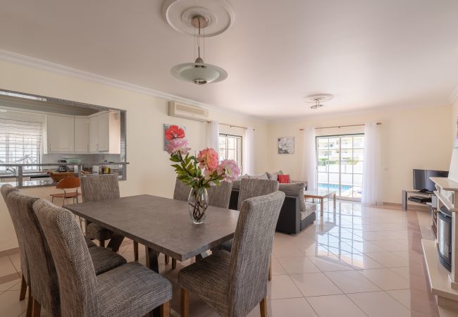 Villa em Albufeira - Villa Minerva Villa em Albufeira - Villa Minerva