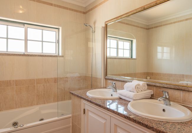 Villa em Albufeira - Villa Minerva Villa em Albufeira - Villa Minerva