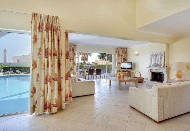 Villa em Albufeira - Villa Adele by Popular Villas Villa em Albufeira - Villa Adele by Popular Villas