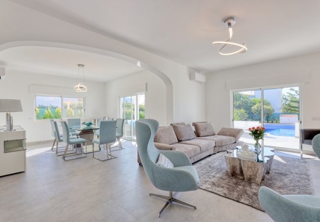 Villa em Albufeira - Casa das Tilias by Popular Villas Villa em Albufeira - Casa das Tilias by Popular Villas