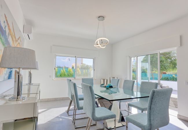 Villa em Albufeira - Casa das Tilias by Popular Villas Villa em Albufeira - Casa das Tilias by Popular Villas