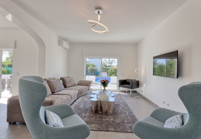 Villa em Albufeira - Casa das Tilias by Popular Villas Villa em Albufeira - Casa das Tilias by Popular Villas