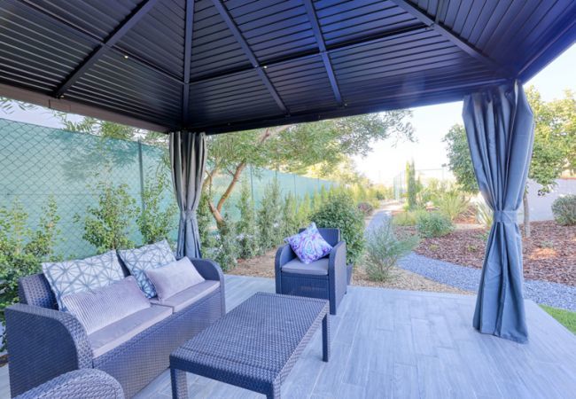 Villa em Albufeira - Casa das Tilias by Popular Villas Villa em Albufeira - Casa das Tilias by Popular Villas