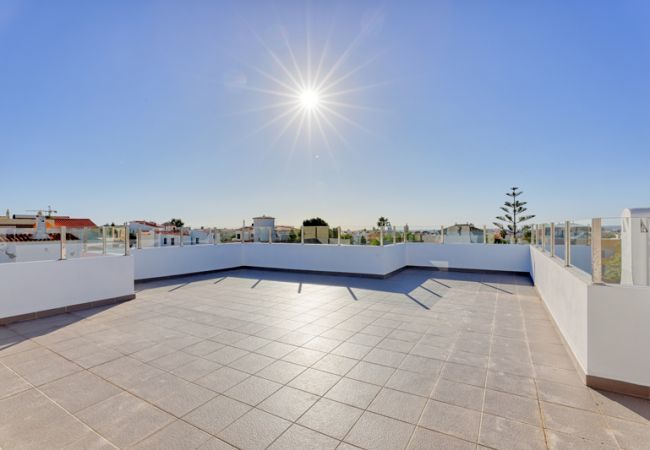 Villa em Albufeira - Casa das Tilias by Popular Villas Villa em Albufeira - Casa das Tilias by Popular Villas