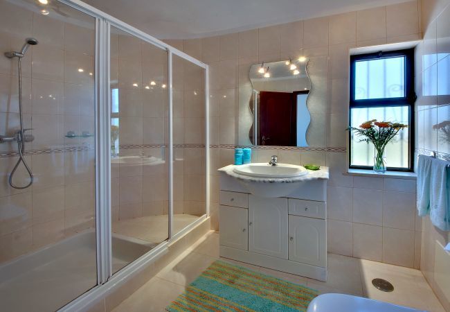 Villa em Albufeira - Villa Gira Villa em Albufeira - Villa Gira