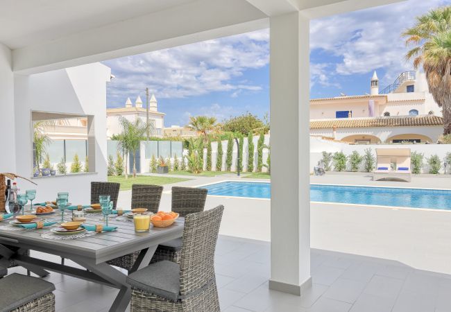 Villa em Albufeira - Villa Sequeira Villa em Albufeira - Villa Sequeira