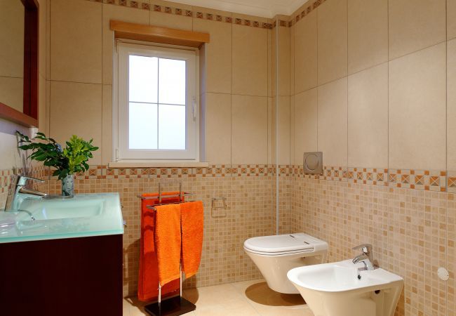 Villa em Olhos D´Água - Villa Luana Villa em Olhos D´Água - Villa Luana