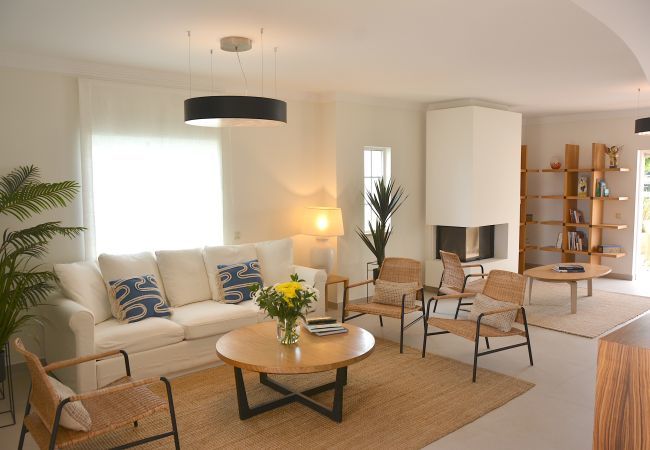 Villa em Olhos D´Água - Villa Tamarindo Villa em Olhos D´Água - Villa Tamarindo