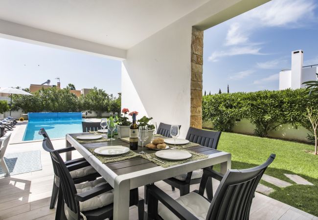 Villa em Albufeira - Isabella Blue Villa em Albufeira - Isabella Blue