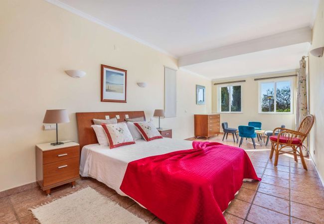 Villa em Albufeira - Villa Tulipa Negra Villa em Albufeira - Villa Tulipa Negra