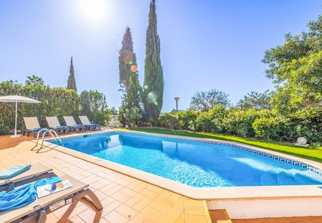 Villa em Albufeira - Villa Tulipa Negra Villa em Albufeira - Villa Tulipa Negra