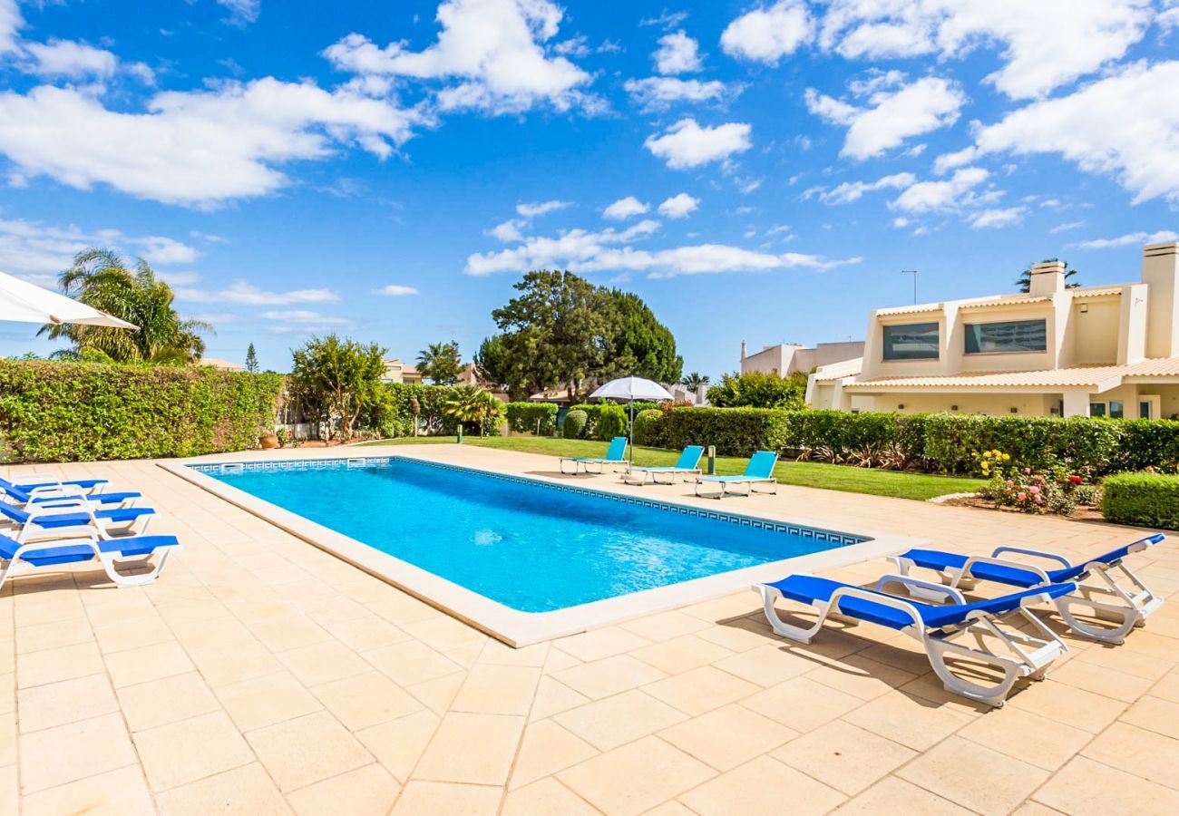 Villa em Galé - Figueiras Villa em Galé - Figueiras